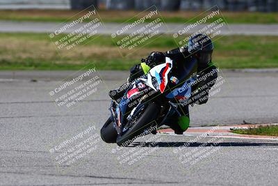 media/Jan-21-2023-Fastrack Riders (Sat) [[fcf3f88a30]]/Level 2/Session 4 Turn 6-Mountian Shot/